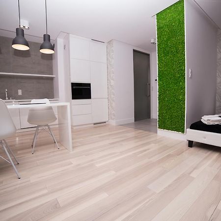 Rentaflat Lilac Apartaments Варшава Экстерьер фото